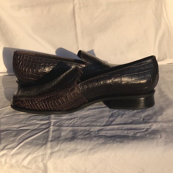 NEW Eddie Bauer Brown Crocodile Patterned Leather Loafer - Picture 9 of 14